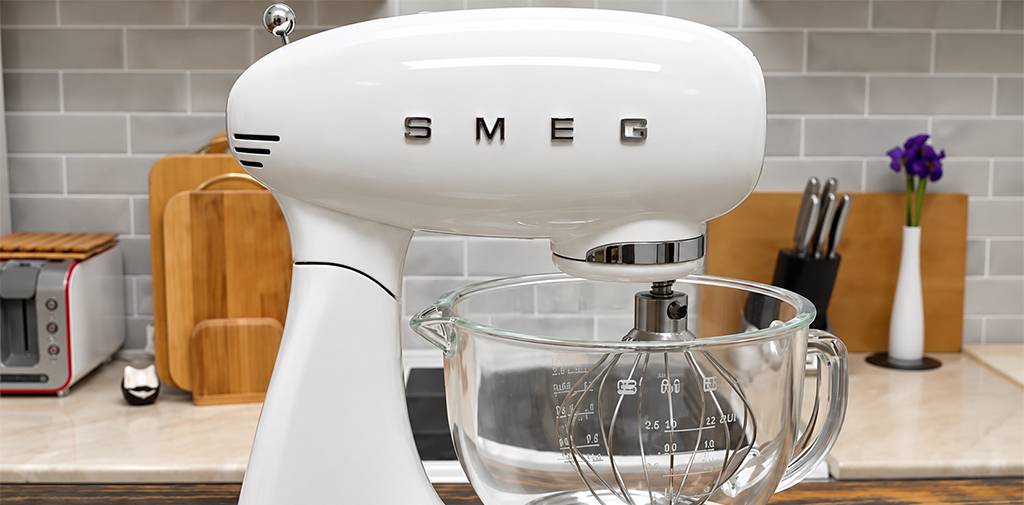 Обзор планетерного миксера SMEG SMF13