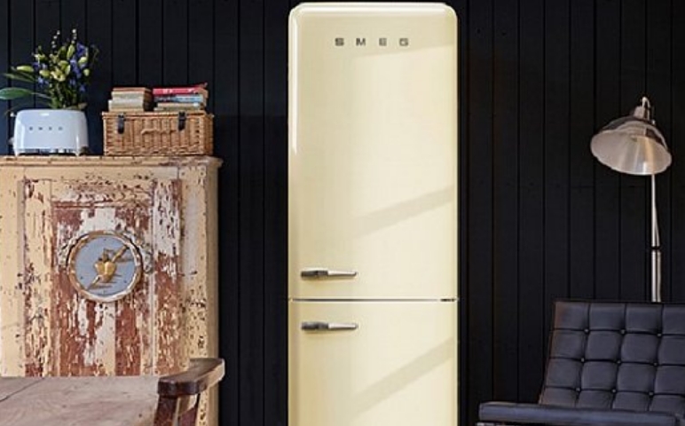 Новые холодильники Smeg FAB38