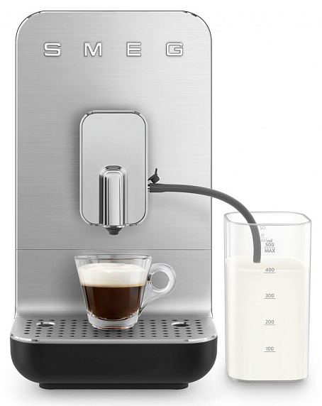 Автоматическая кофемашина Smeg BCC13BLMEU preview 11