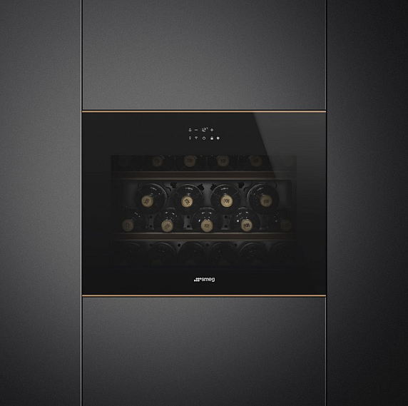 Встраиваемый холодильный шкаф для вина Smeg CVI621LWNR3 preview 2