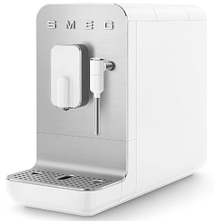 Автоматическая кофемашина Smeg BCC02WHMEU