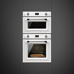 Компактный духовой шкаф с пароваркой Smeg SF4920VCB1