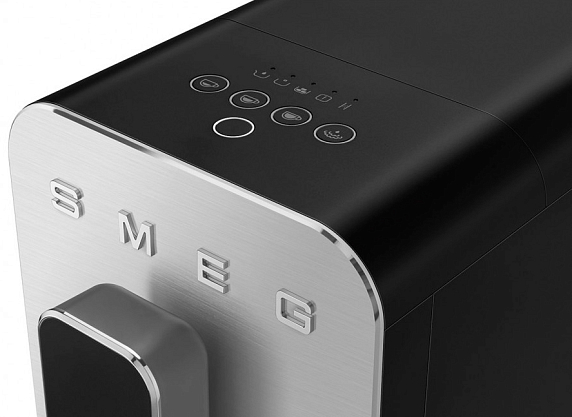 Автоматическая кофемашина Smeg BCC12BLMEU preview 10