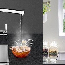 Бойлер в комплекте – подача кипятка