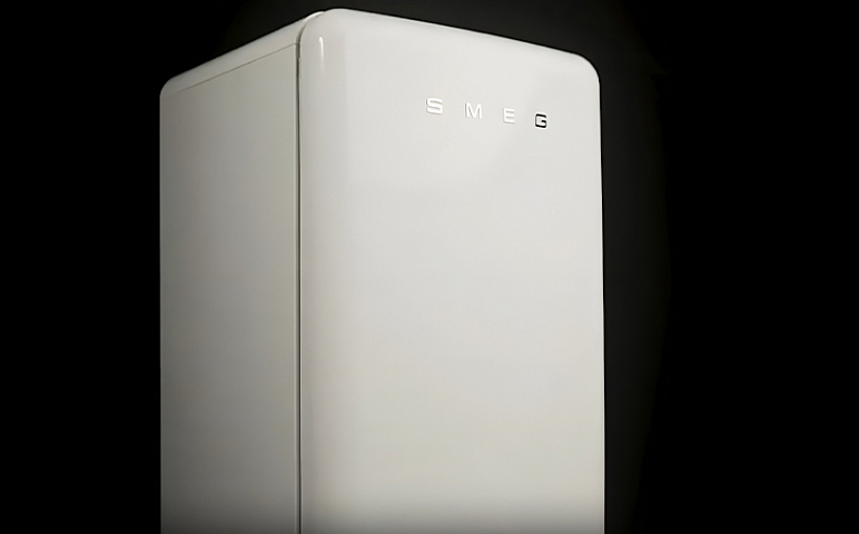 Сравнение старых и новых холодильников Smeg FAB28