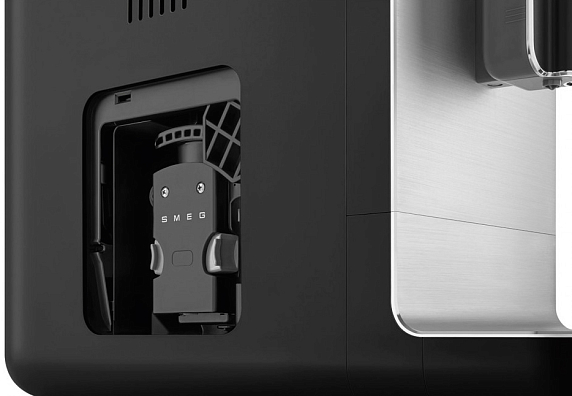 Автоматическая кофемашина Smeg BCC12BLMEU preview 14