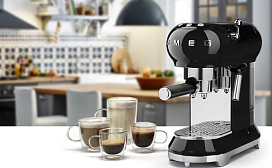 Кофемашина-эспрессо SMEG