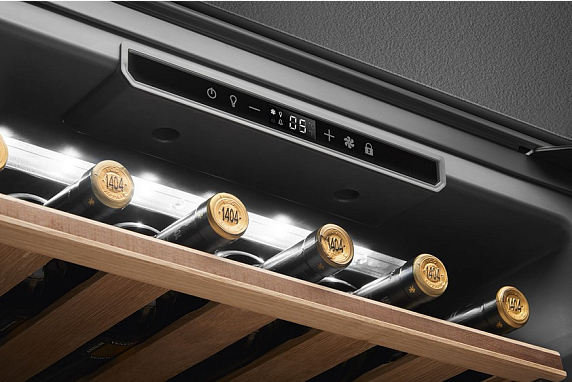 Встраиваемый холодильный шкаф для вина Smeg CVI321X3 preview 5