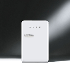 Холодильник Smeg FAB10RB