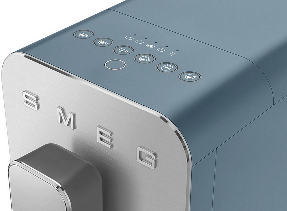Автоматическая кофемашина Smeg BCC13SBMEU preview 10