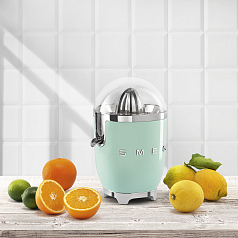 Соковыжималка Smeg CJF01PGEU